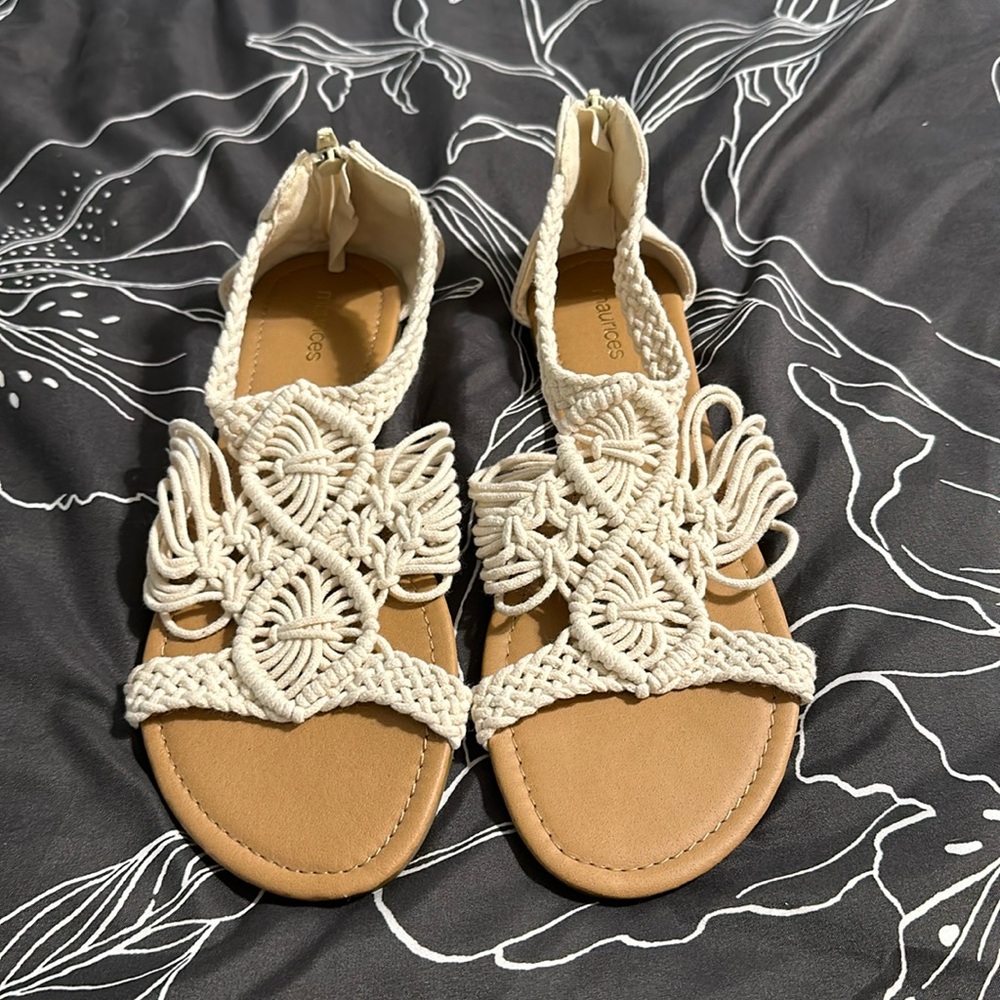 NWOT Women’s Macrame Sandals